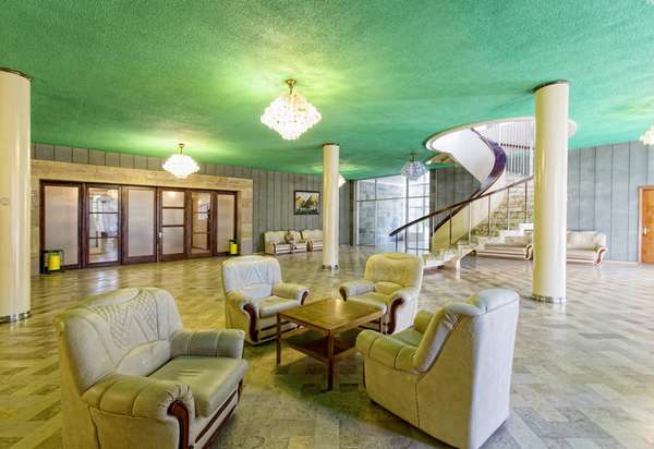 Отель Amza Park Hotel (бывш. Пансионат «Энергетик»)