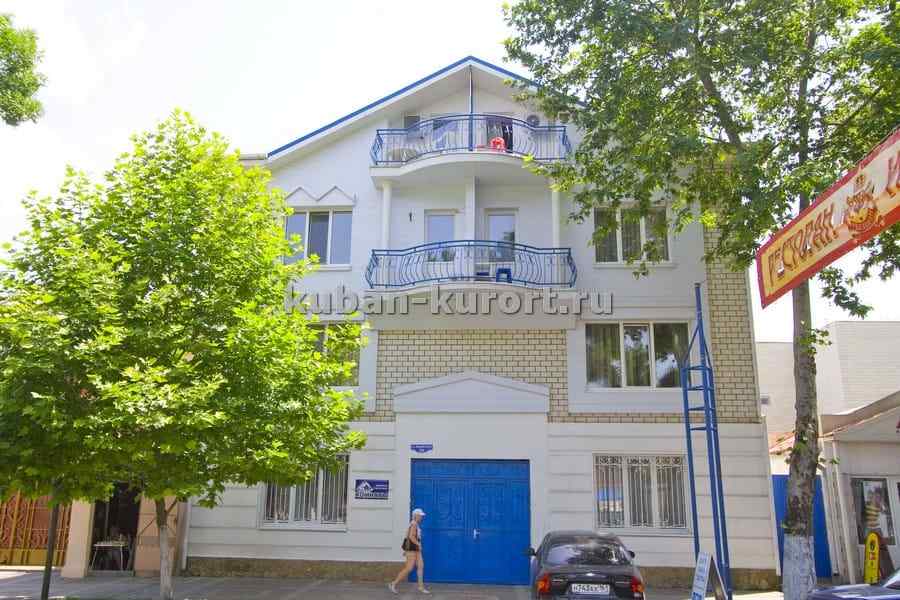 Частный сектор на улице Крымской