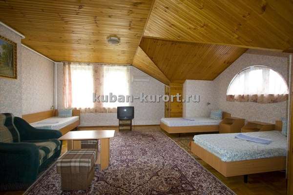 Частный сектор на улице Крымской