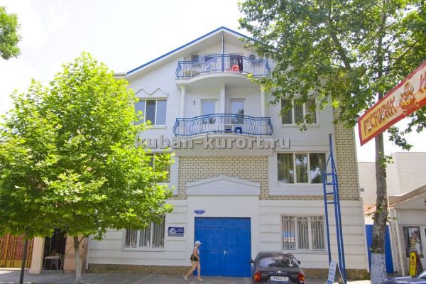 Частный сектор на улице Крымской
