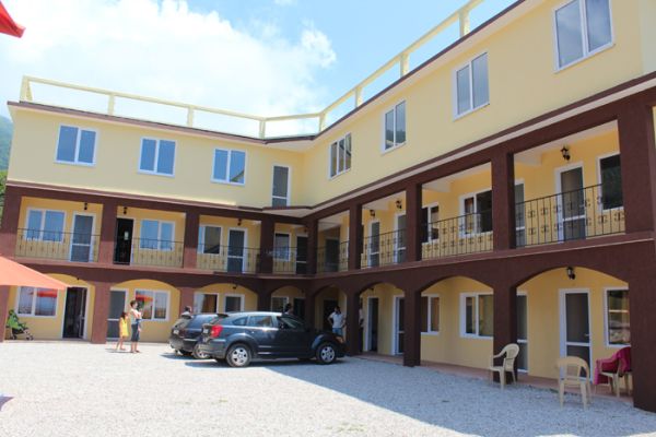 Отель «Амра»