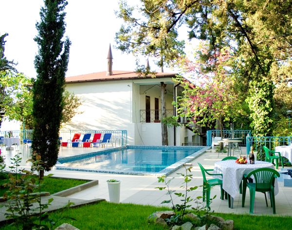 Отель «Вилла «Эдем»