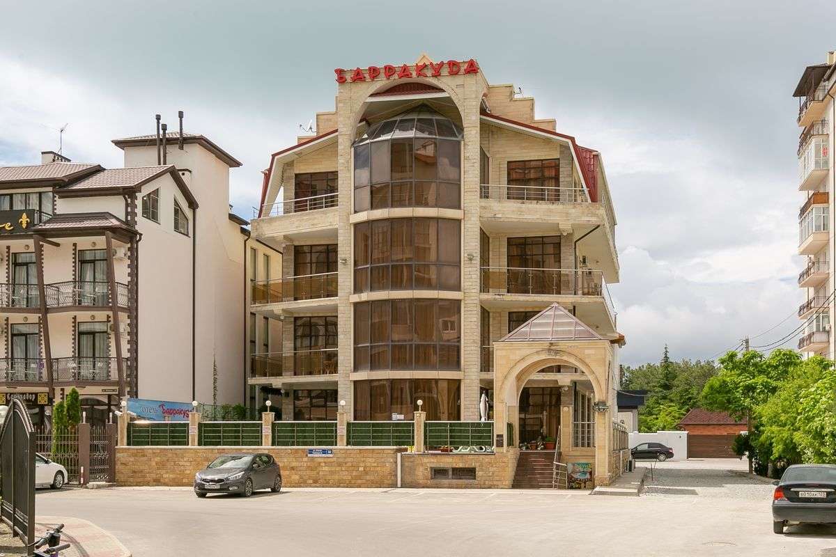 Отель «Барракуда»