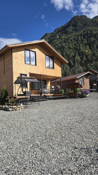 Дом «ИльАс» на 11–13 человек