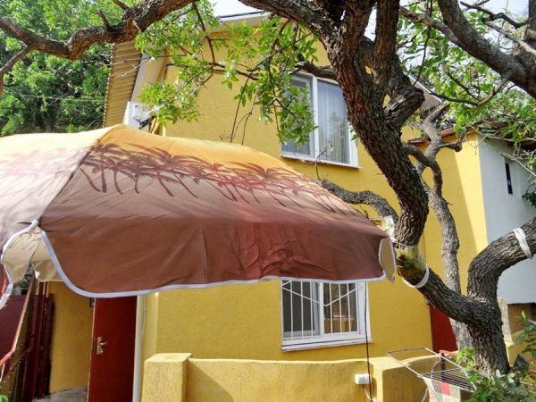 Частный сектор «Дача Персиковая»