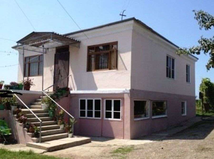 Частный сектор на Лакоба 1