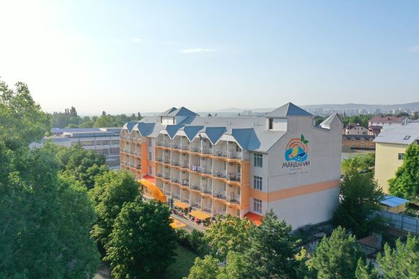 Отель «Мандарин***»