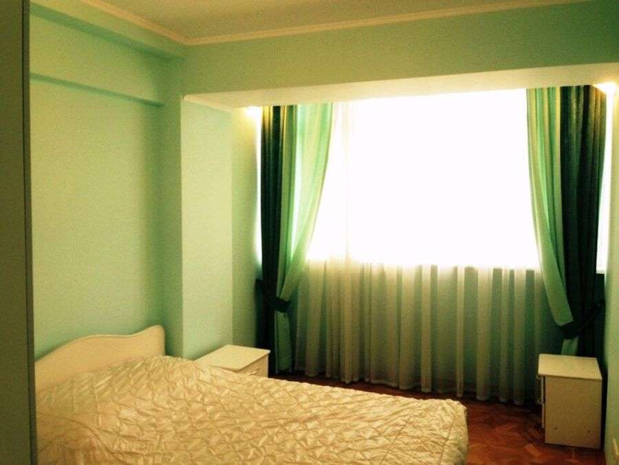Трехкомнатная квартира на Акиртава 38