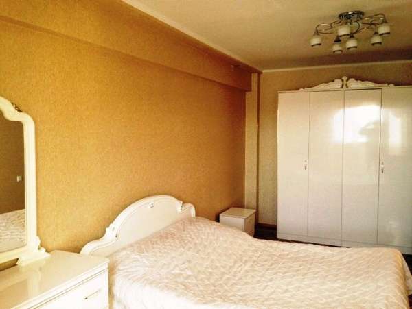 Трехкомнатная квартира на Акиртава 38