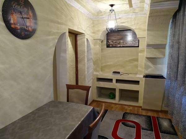 Двухкомнатная квартира на Дзидзария 23