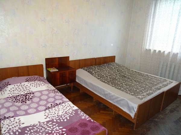 Этаж под ключ на Братьев Эзугбая 327