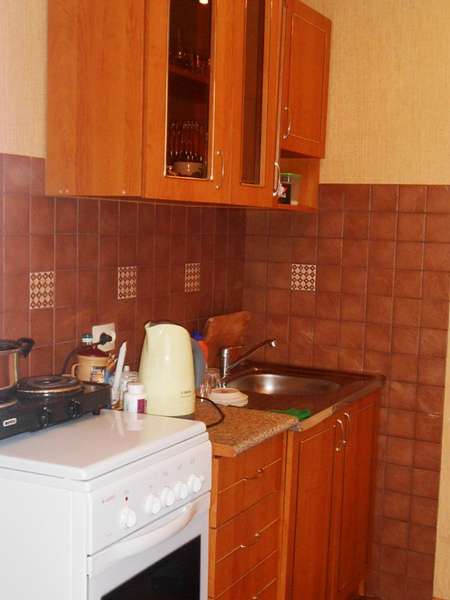 Трехкомнатная квартира на Абазгаа 53/4