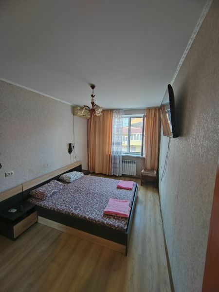 3-комнатная квартира на Нахимова 2-Б