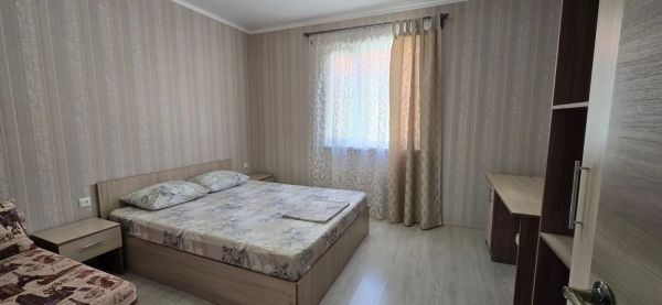 Дом «Дионис 2»