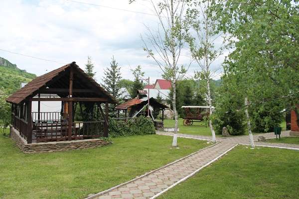 База отдыха «Снежный барс»
