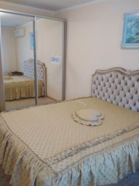 Трехкомнатная комнатная квартира на Парковой 6