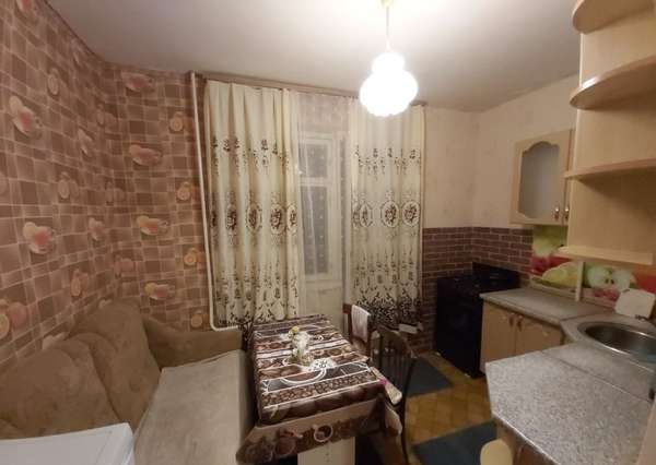 1 комнатная квартира на Черникова, 18
