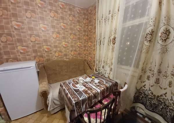 1 комнатная квартира на Черникова, 18