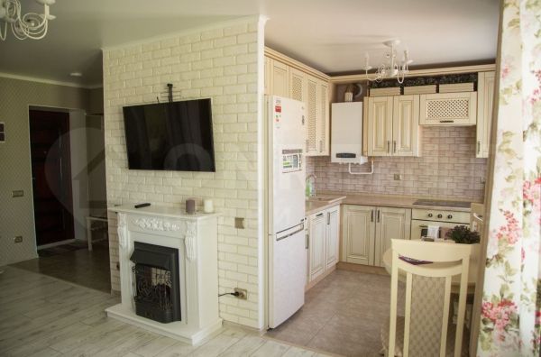 2-х комнатная квартира на Российской