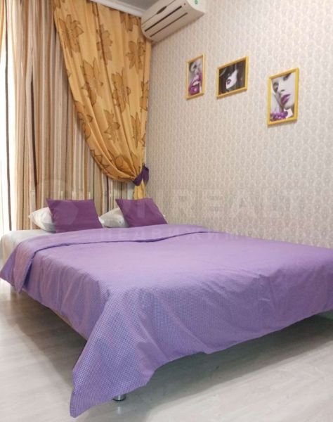 Квартира-студия «Сиреневое солнце»