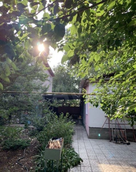 Дoм нa бepeгу Cтарой Вoлги