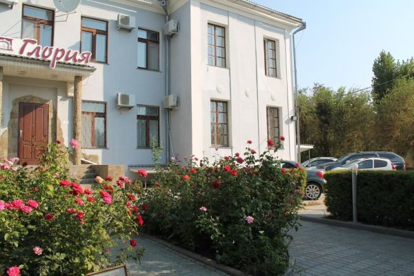 Гостиница «Глория»