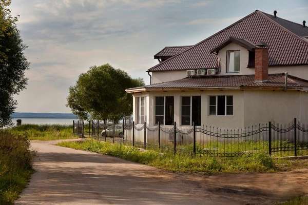 Гостиничный комплекс «Bravis»