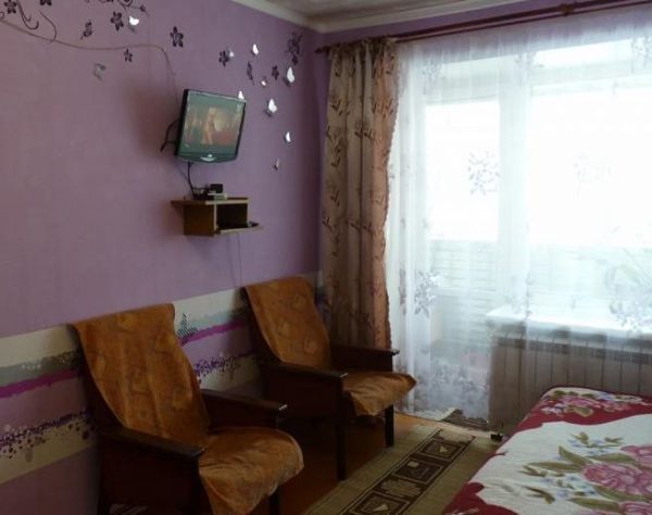 1-комнатная квартира на сутки с видoм на Bолгу