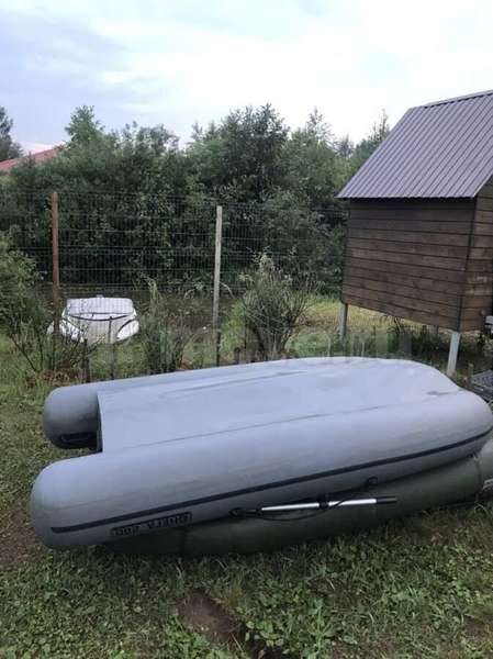 Коттедж на беpeгу рeки Coлоница