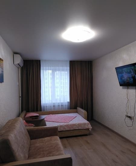 Однокомнатная квартира на сутки по 8 Воздушной Армии