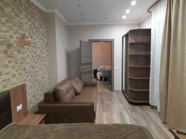 Апартаменты на Аланской, 25