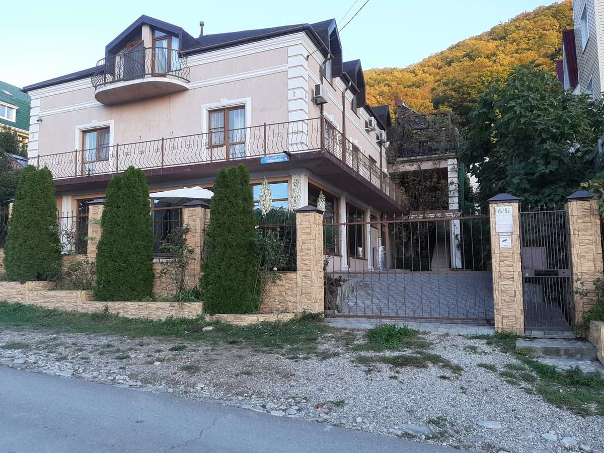Гостевой дом на улице Набережная