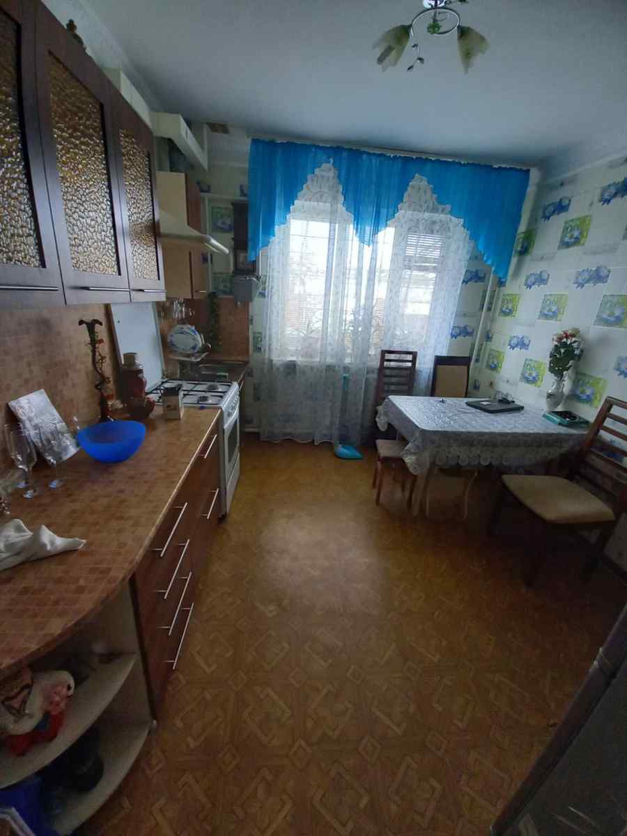Этаж на Лобача 7