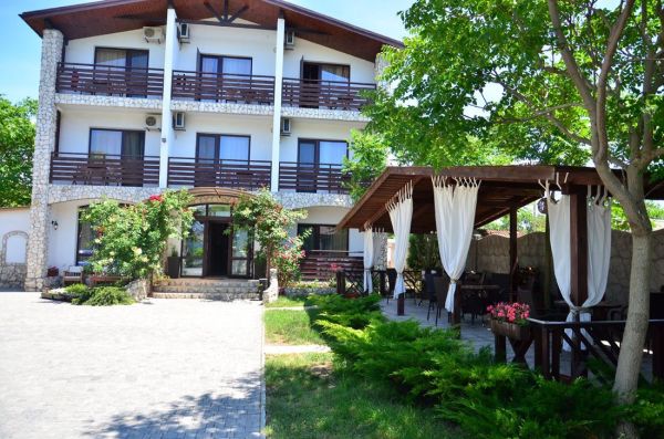 Отель «Барракуда»