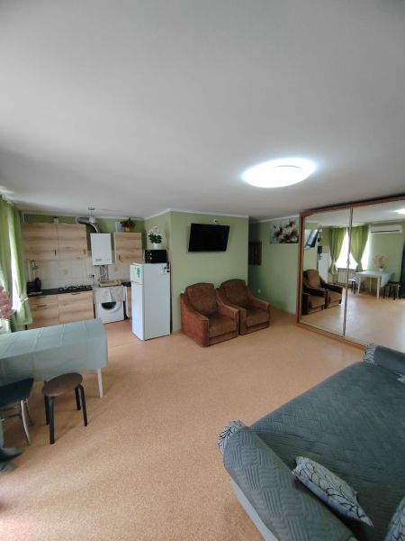 3-комнатная квартира на Нахимова 1