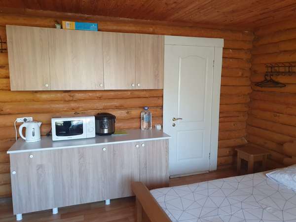 Студия с кухней и балконом