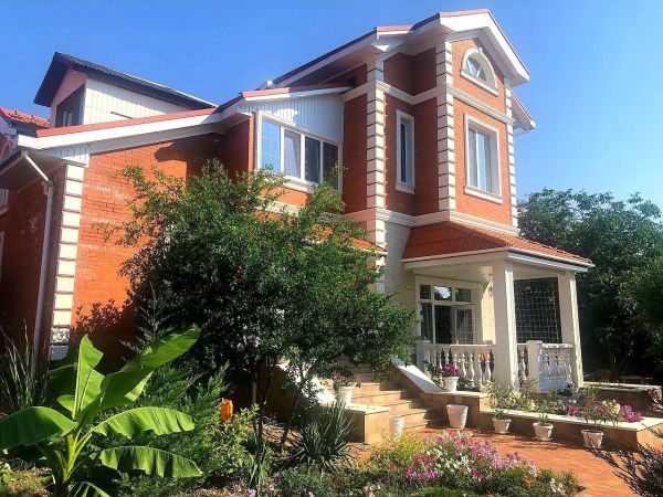 Дом в Школьном переулке