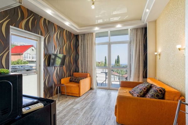 Студия №12 на третьем этаже