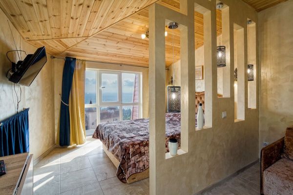 Студия №24 на мансардном этаже