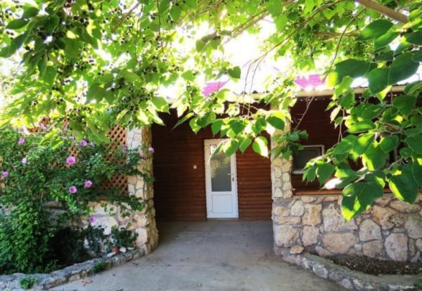 Коттедж 34 м² в 10 минутах от моря