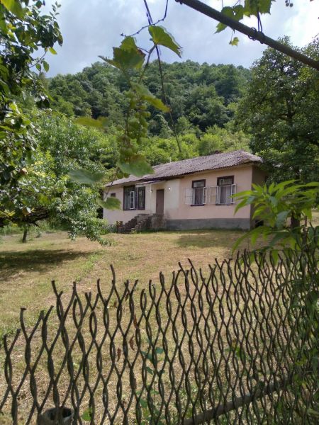 Дом среди гор