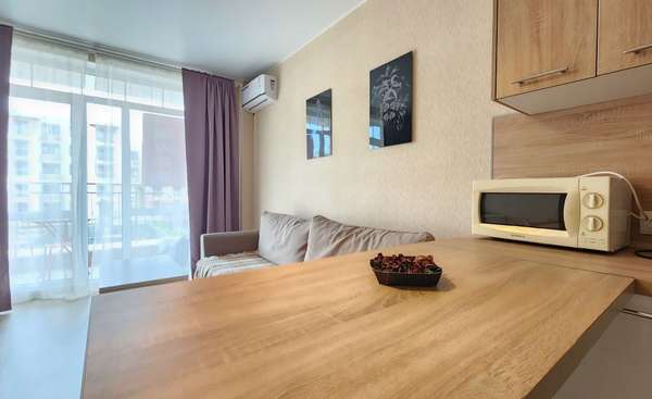 Двухкомнатная квартира в ЖК «Holiday House»