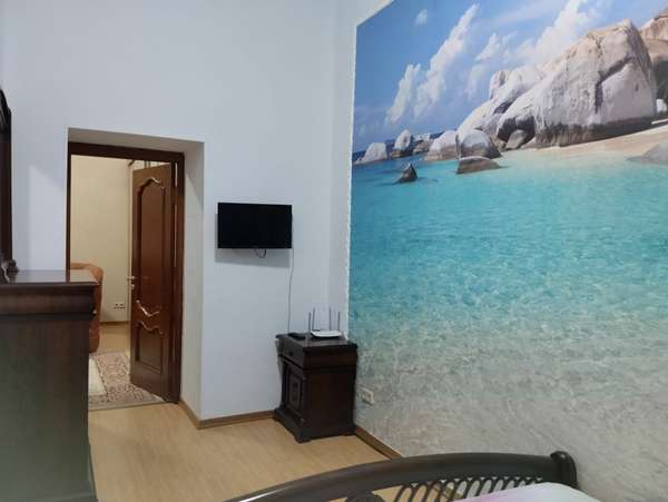 3-комнатная квартира на земле с двором и парковкой