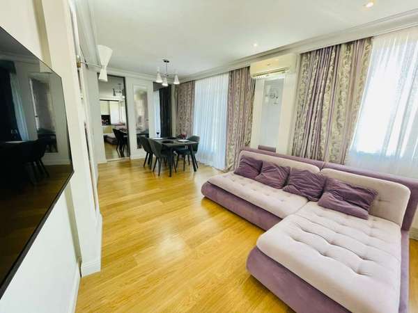 Квартира Mirror Apartment in Olympic Park