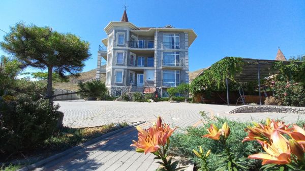 «Эдельвейс»