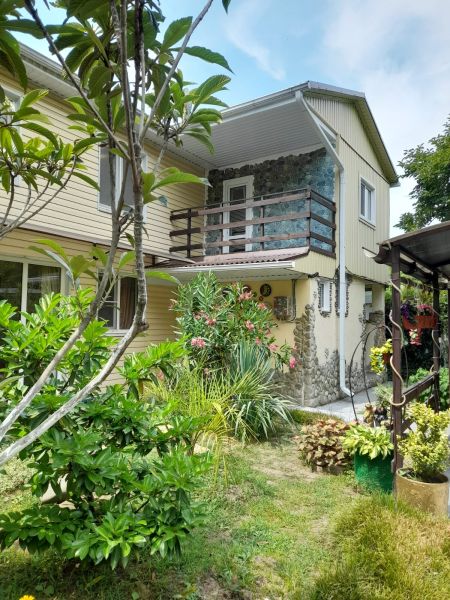 Дом для большой семьи – ваш уютный уголок у моря!