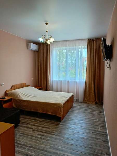 отдельный домик №1 72 кв.м до 6 человек