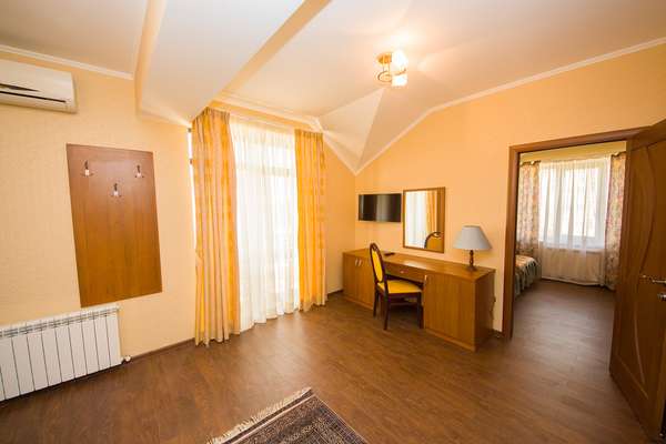 4-х мест 2 ком номер 27 кв м