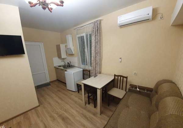 Студия с кухней и балконом 20м2 2-й этаж