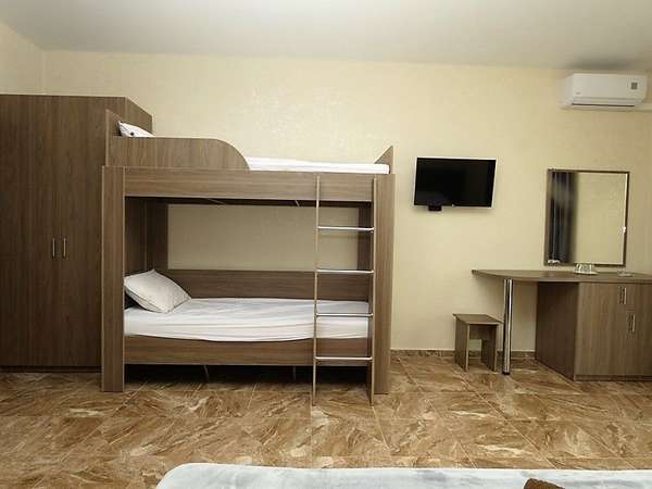 5ти местный